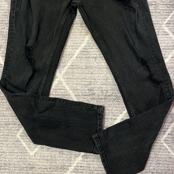 RSQ SLIM BLACK SKINNY JEANS - Picture 2 of 8